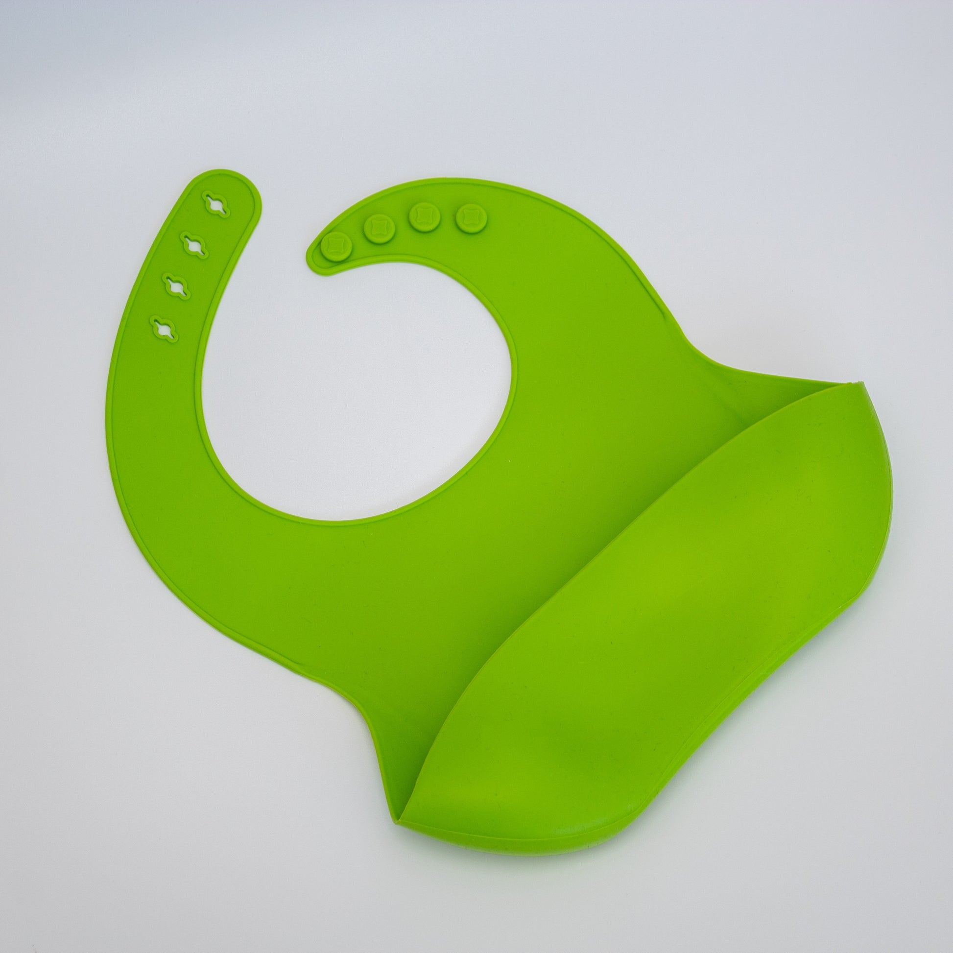 Personalised Embossed Silicone bib- Green | Babba box.