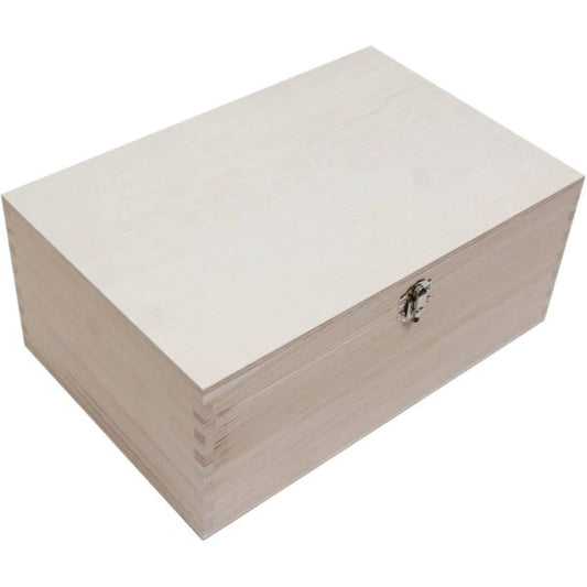 Personalised Wooden King & Queen box by Babbabox | Babba box.